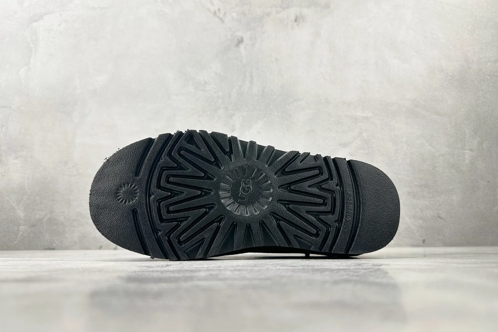 🐲💰 560 supports store UGG snow boots black Item number: 1168170-BLK Size: 35 36 36.5 37.5 38 38.5 39 40